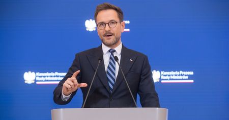 Początek końca głośnego programu PiS? Bank wstrzymuje przyjmowanie wniosków o kredyt 2 proc.