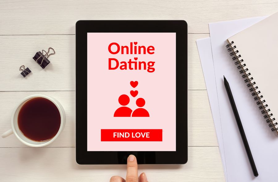 Dating apps losing ground to classic dating methods