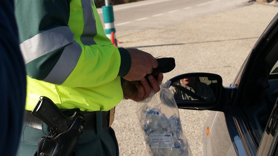 Śląskie. 35-letni kierowca w Buczkowicach wydmuchał ponad dwa promile alkoholu. 