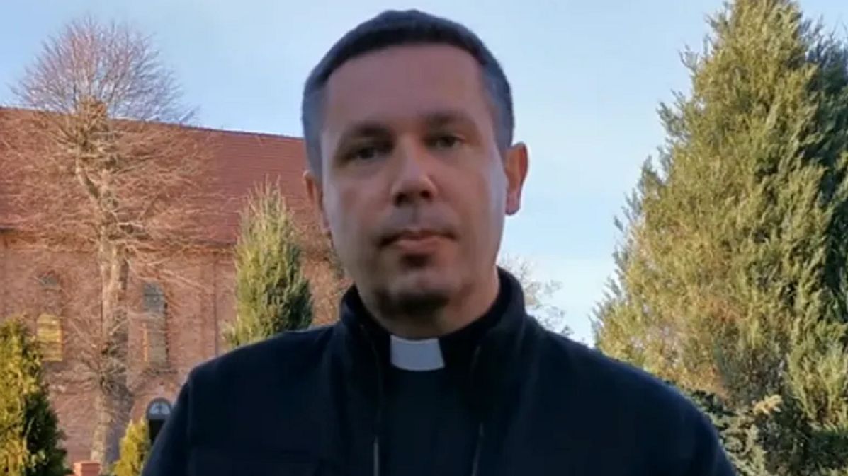 Ksiądz chwali apostatów. Mówi, co jest gorsze