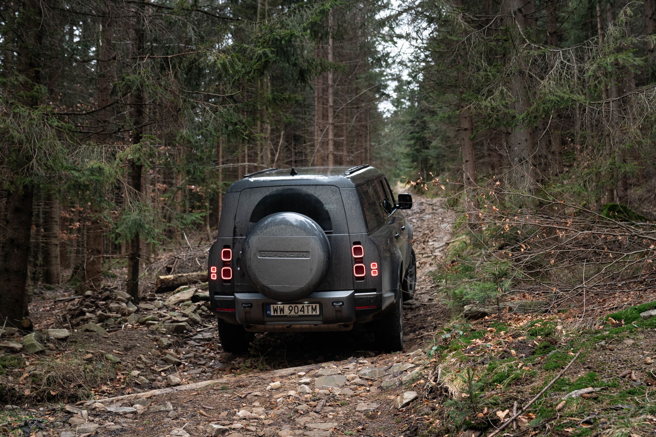Land Rover Defender 130 Outbound