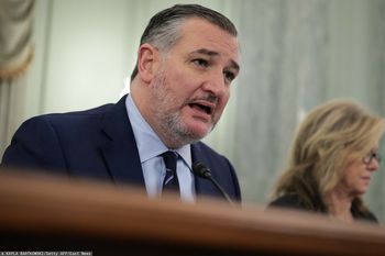Ted Cruz ostro o Iranie. Ostrzega przed grzybem atomowym nad USA