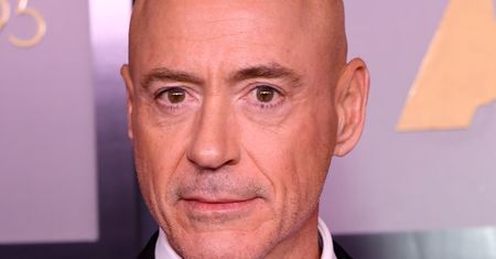 Robert Downey Jr. przeszedł ogromną metamorfozę. Gdzie się podziały włosy?