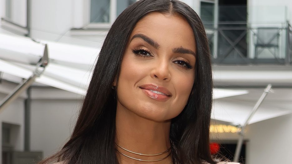 Klaudia El Dursi w modnej stylizacji