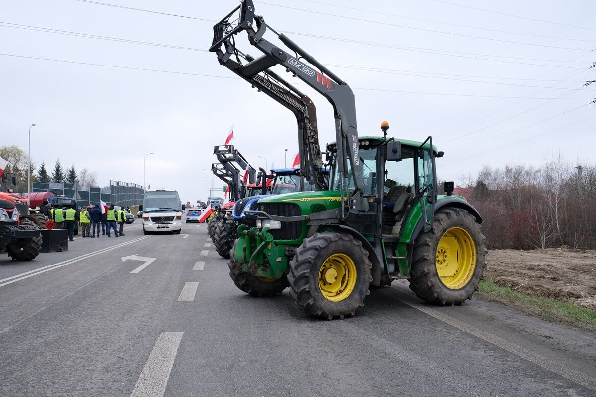 Protest rolników w Elizówce przy węźle Lublin Rudnik