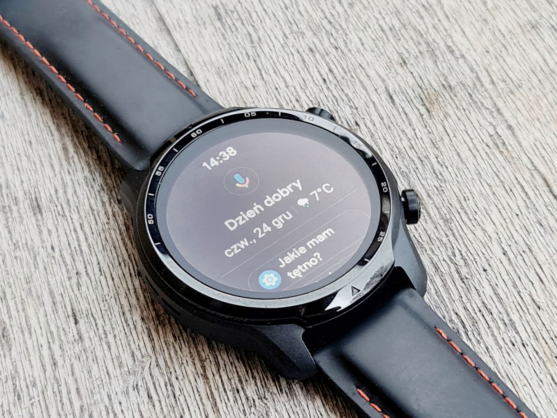 Wear OS uratowany. Test Mobvoi TicWatch Pro 3 GPS z dwoma ekranami 3