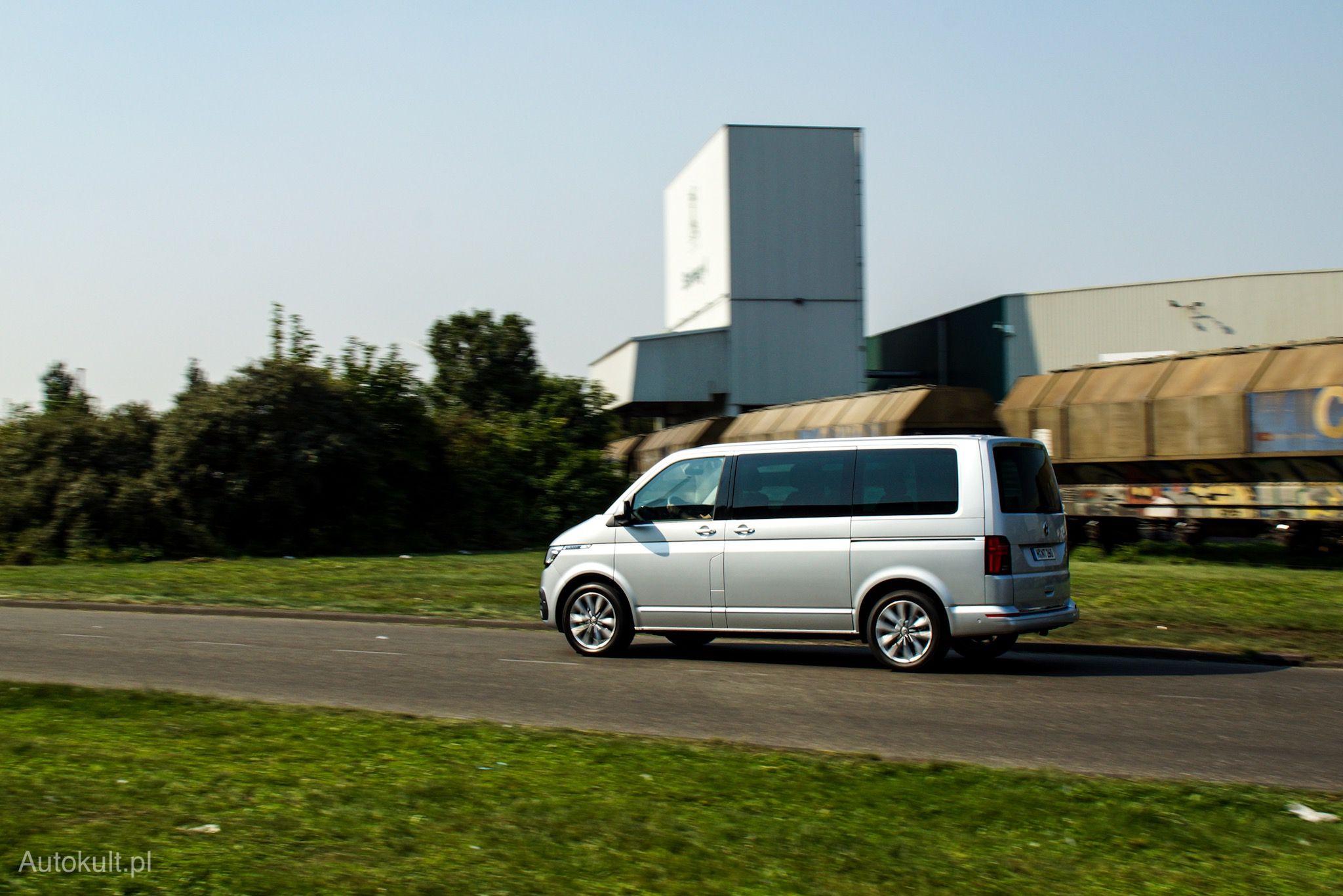 Volkswagen Multivan 6.1