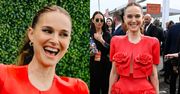 Uśmiechnięta od ucha do ucha Natalie Portman demonstruje swoją ODWAŻNĄ KREACJĘ na gali Independent Spirit Awards (ZDJĘCIA)