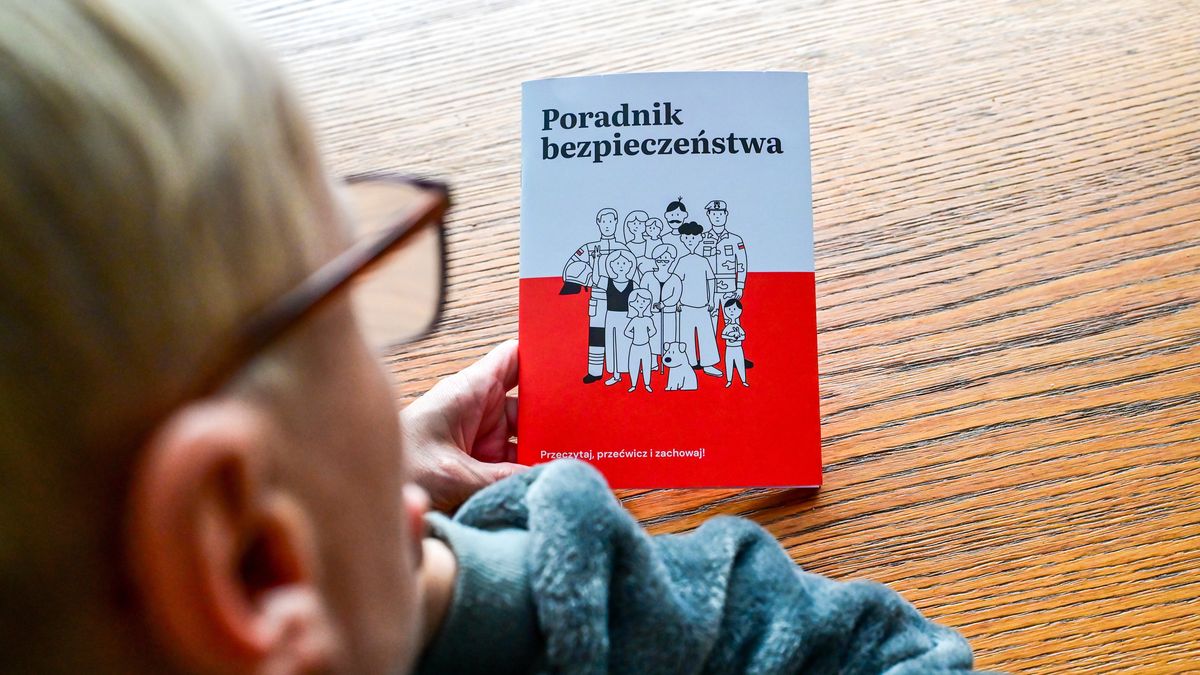 MSWiA ostrzega. Oszustwo na "Poradnik bezpieczeństwa”