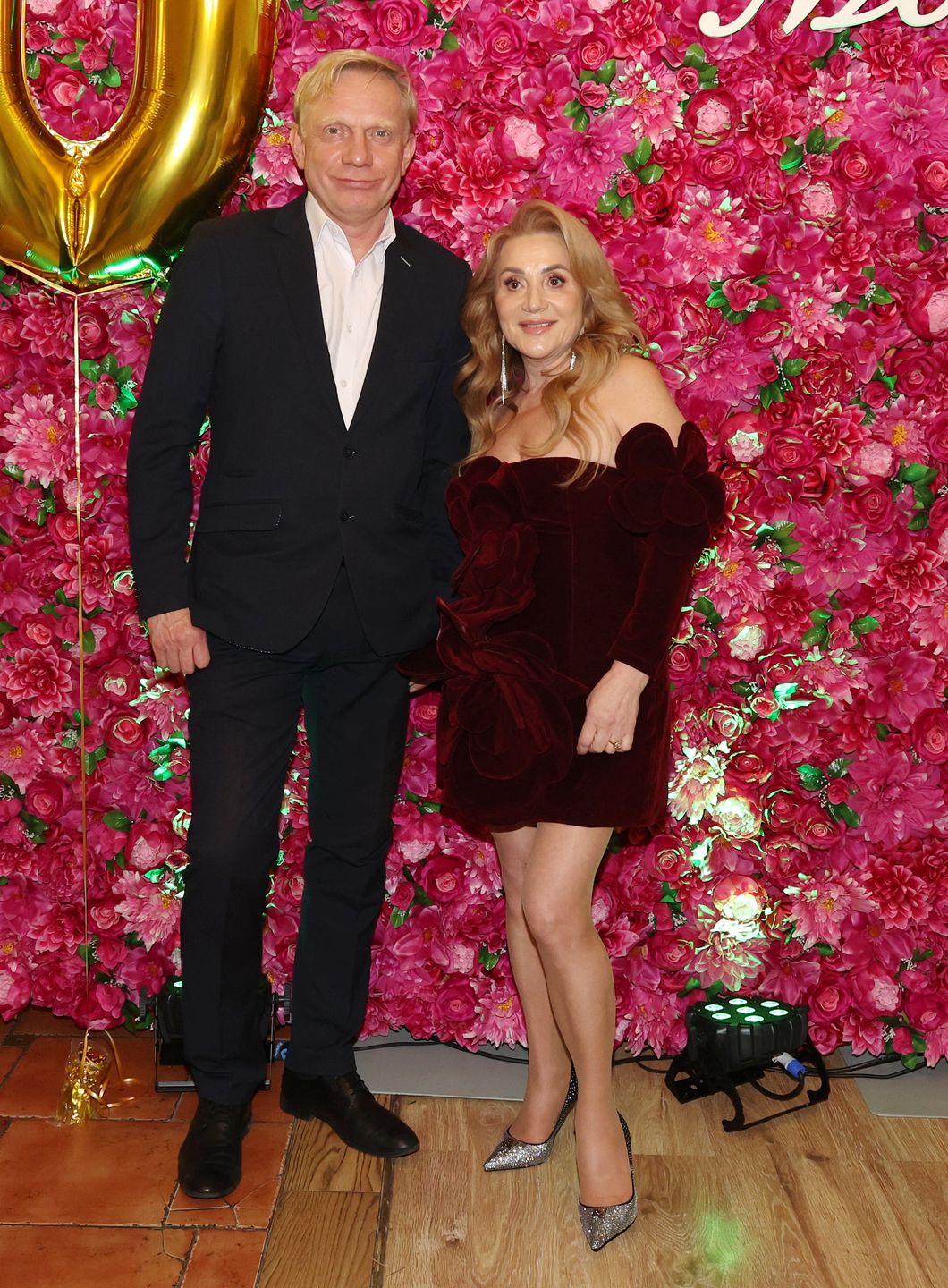 Odmieniona Danuta Martyniuk szaleje na urodzinach koleżanki