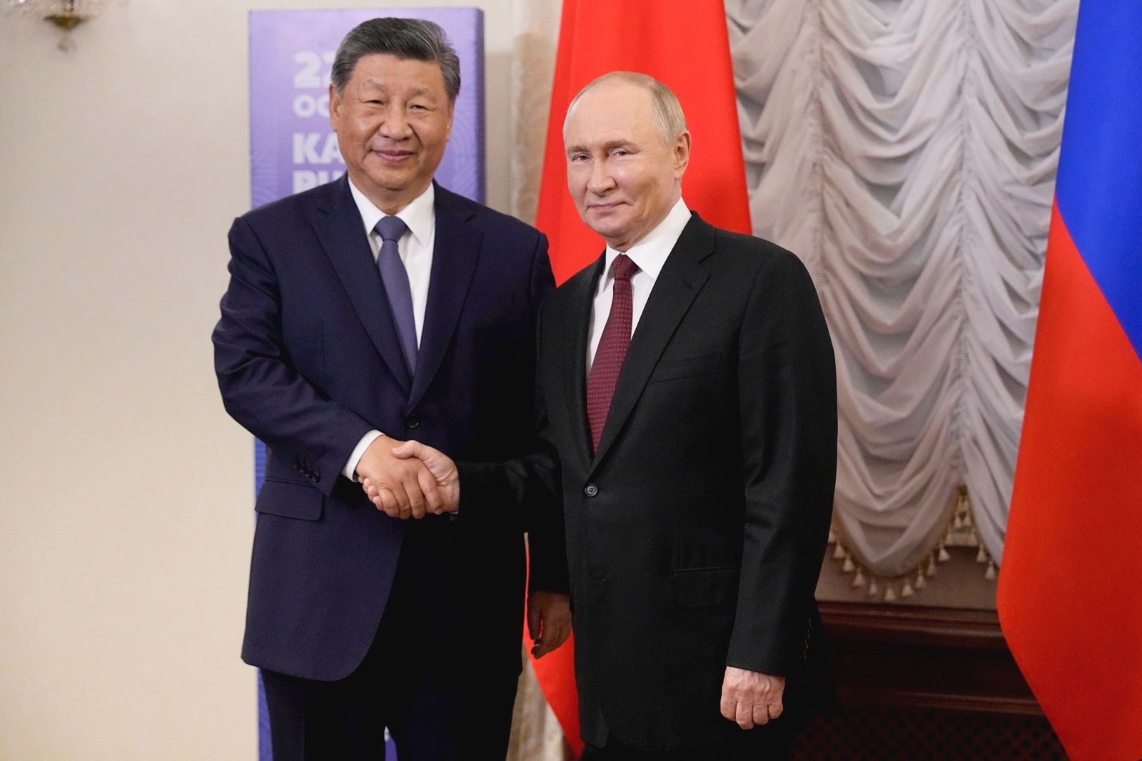 We wtorek Xi Jinping spotkał się z Władimirem Putinem