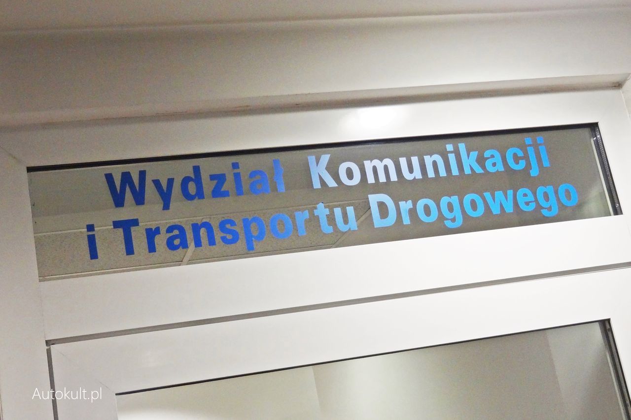 Wydział Komunikacji i Transportu Drogowego