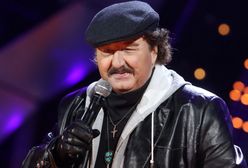 Krzysztof Krawczyk rapuje o pielęgniarkach: "Niejednej z was zawdzięczam życie"