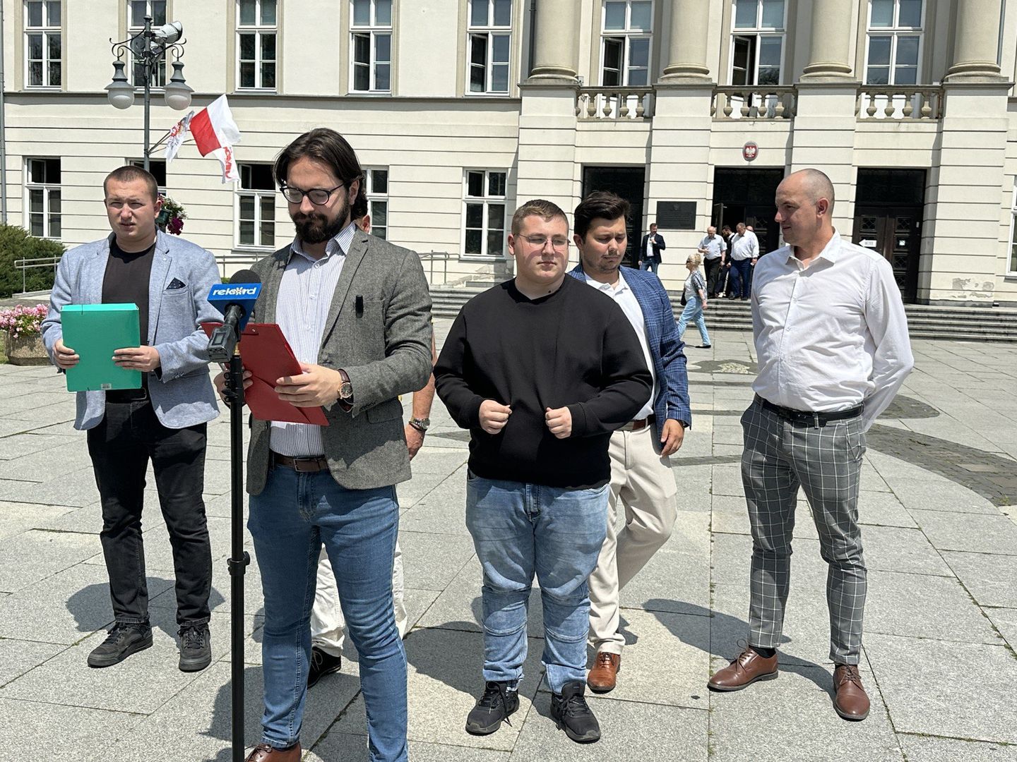 Działacze „Lepszego Radomia” zbierali podpisy pod petycją sprzeciwiającą się utworzeniu w Radomiu Centrum Integracji Cudzoziemców