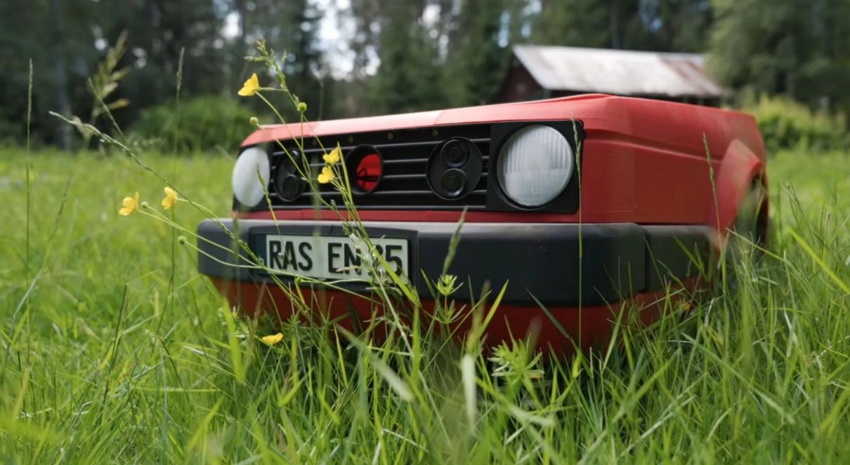 Kosiarka inspirowana Golfem GTI