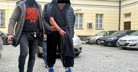Zbrodnia sprzed 26 lat wreszcie ma swój finał. Dwie nastolatki z Radzymina zamordowane. Podejrzani staną przed sądem