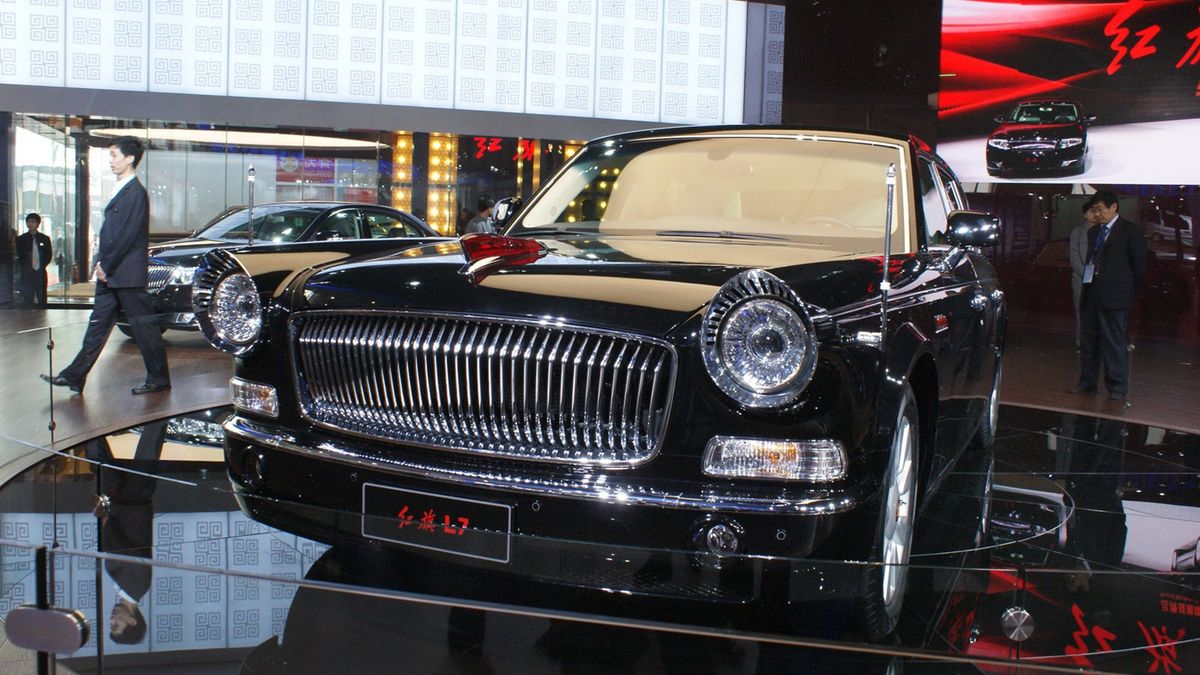 Hongqi L7