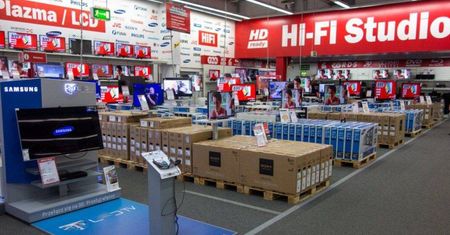 LUBLIN: Mężczyzna zamknięty w Media Markt. Policja wyjaśnia okoliczności