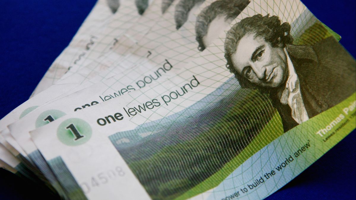 Funt Lewes wycofany z obiegu