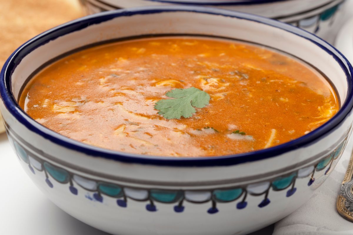 Ta zupa z soczewicą idealnie nada się na jesienne obiady