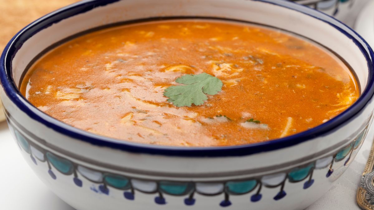 Ta zupa z soczewicą idealnie nada się na jesienne obiady