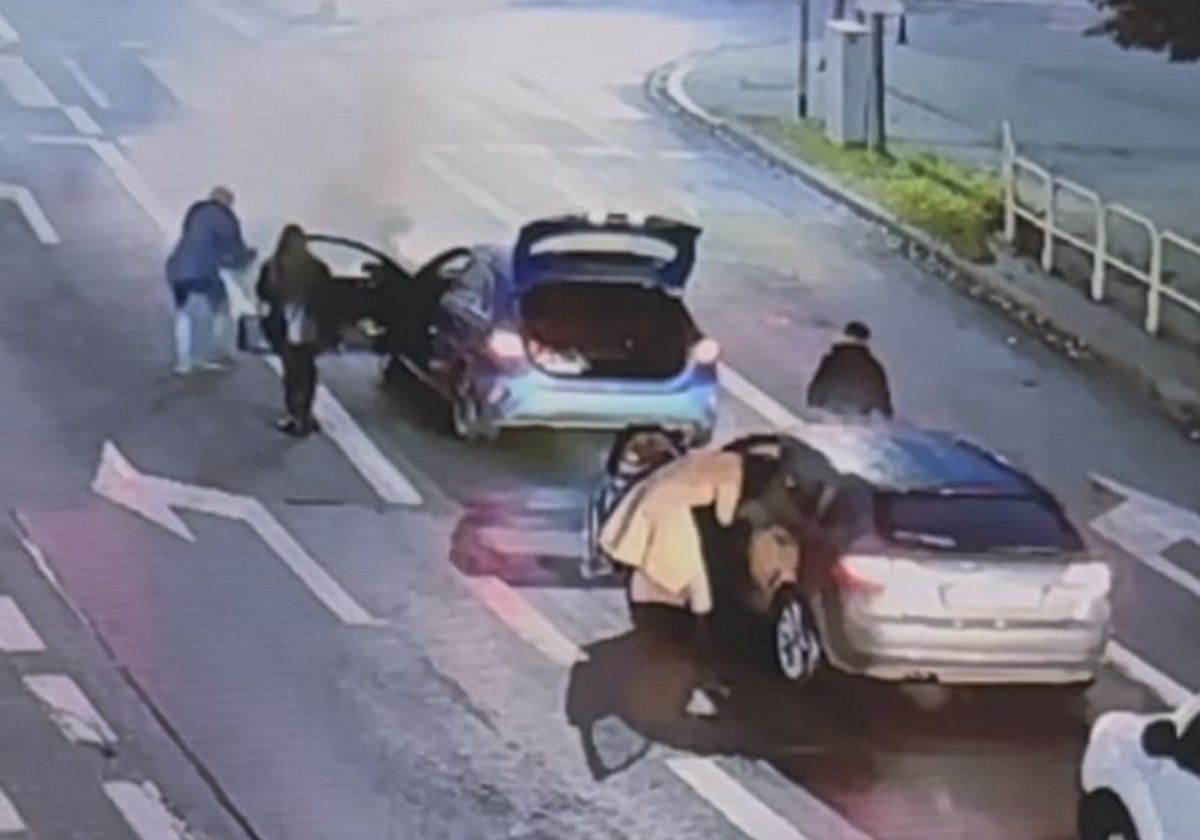 Człuchów: Policjant po służbie ugasił płonący samochód