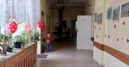 Podejrzenie rotawirusa u dzieci. Wymioty i bóle brzucha w przedszkolu