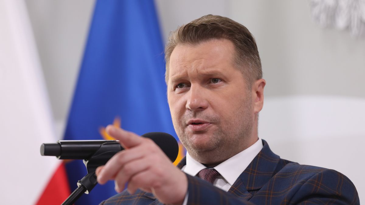 Przemysław Czarnek wprowadzi do szkoły przedmiot biznes i zarządzanie