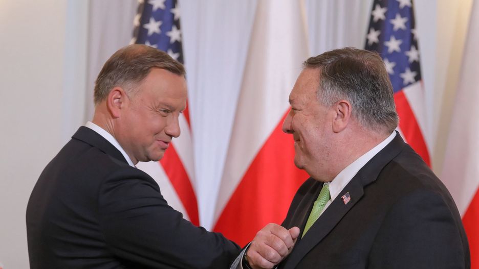 15 sierpnia. Mike Pompeo podpisał Wspólną Deklarację Współpracy Obronnej. Do Polski trafi więcej żołnierzy amerykańskich