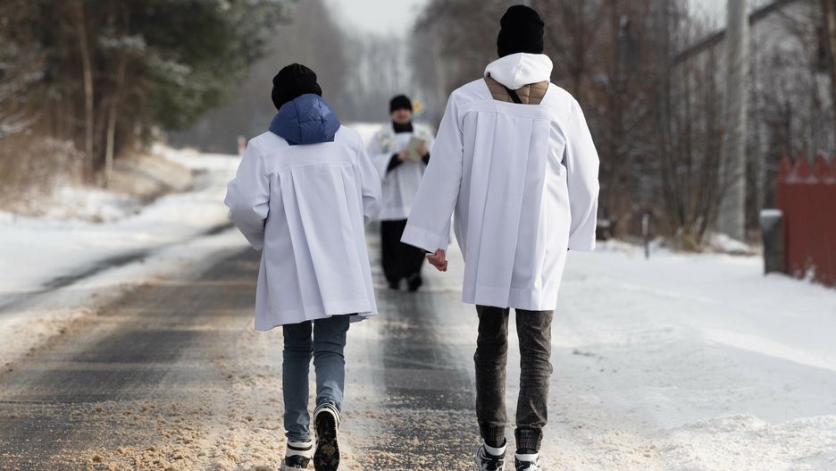 Polska Karol Porwich
Fot. Trip/East News, 19.01.2024. Wizyta koledowa ksiedza - zdjecie ilustracyjne.
Trip