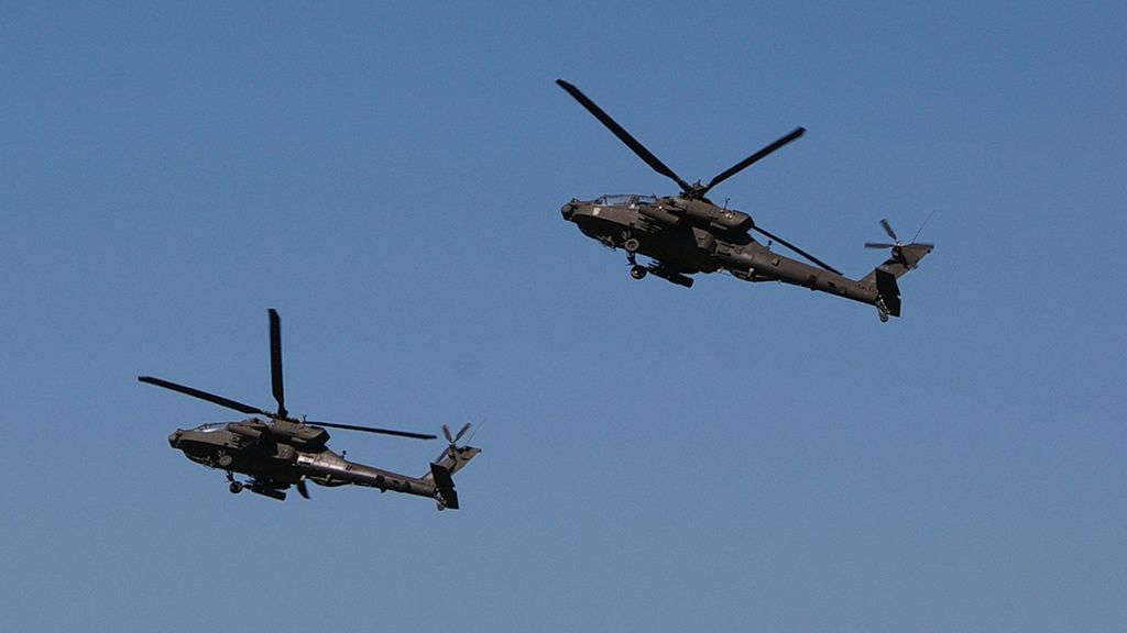 Śmigłowce AH-64 Apache kupi również Polska