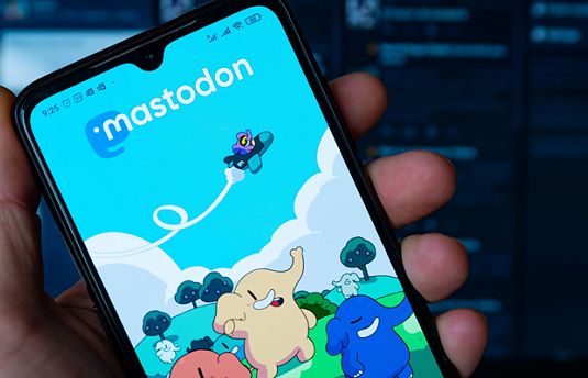 Na chaosie Twittera korzysta Mastodon. Aplikacja ma 2,5 mln użytkowników