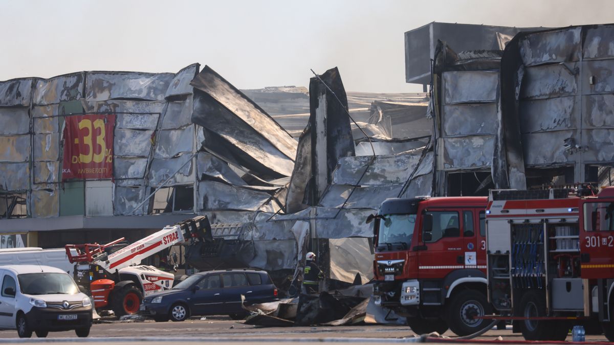  W niedzielę spłonęła hala centrum handlowego Marywilska 44