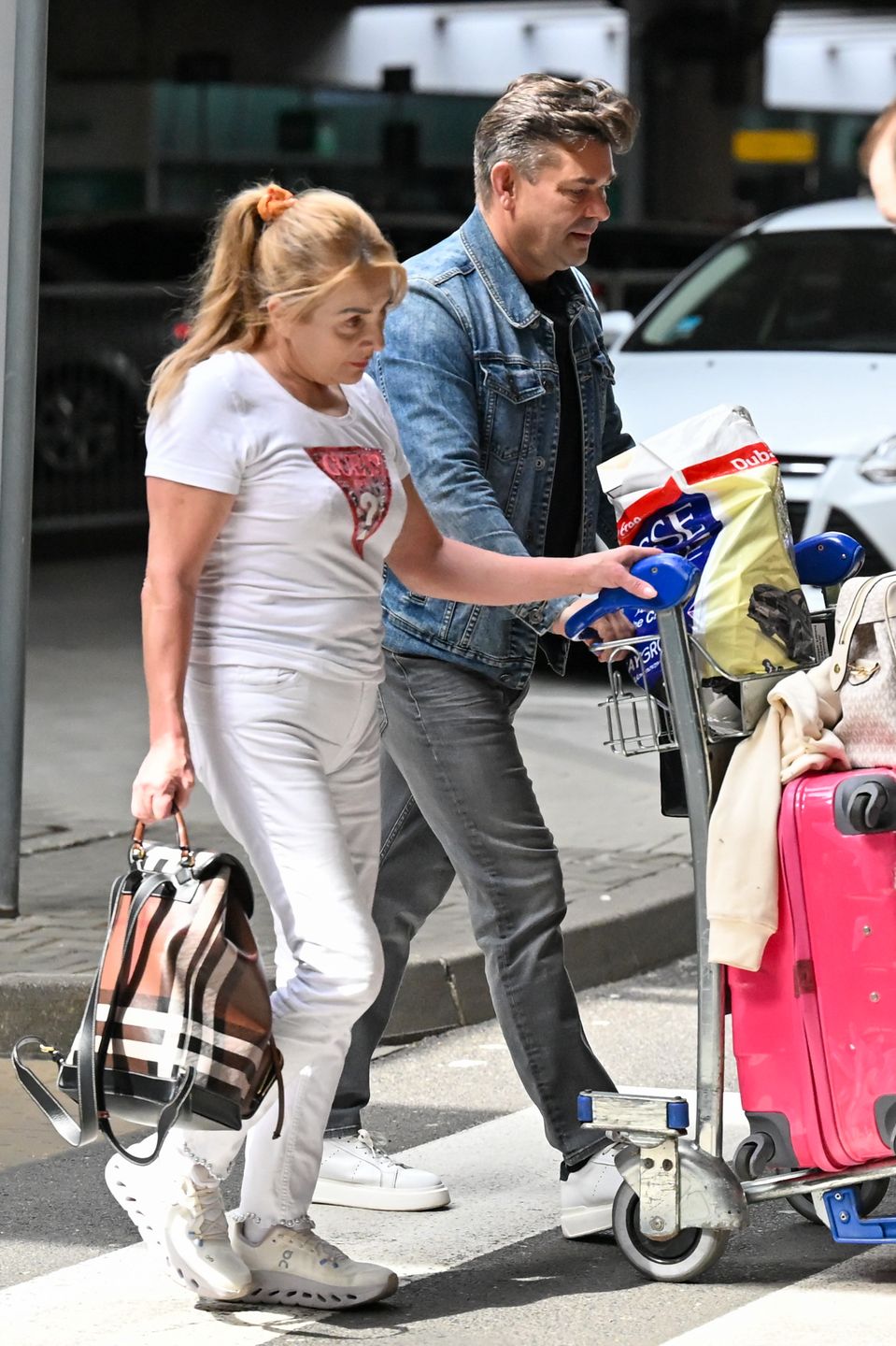 Zenon Martyniuk odebrał Danusię na lotnisku 