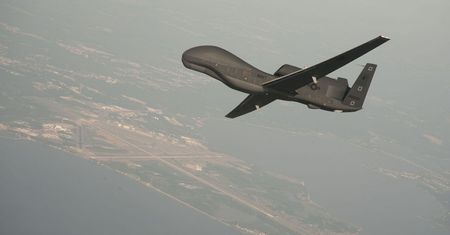 Szpiegowski dron RQ-4 Global Hawk nad Polską