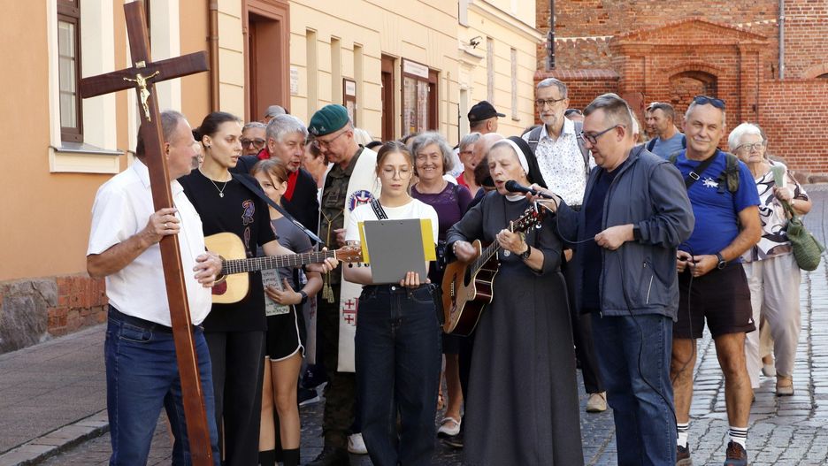 Wierni przeszli ulicami Grudziądza w Marszu Pokoju