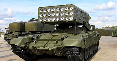Ukraina oskarża Rosję. Wojsko Putina wykorzystuje ciężki miotacz ognia TOS-1