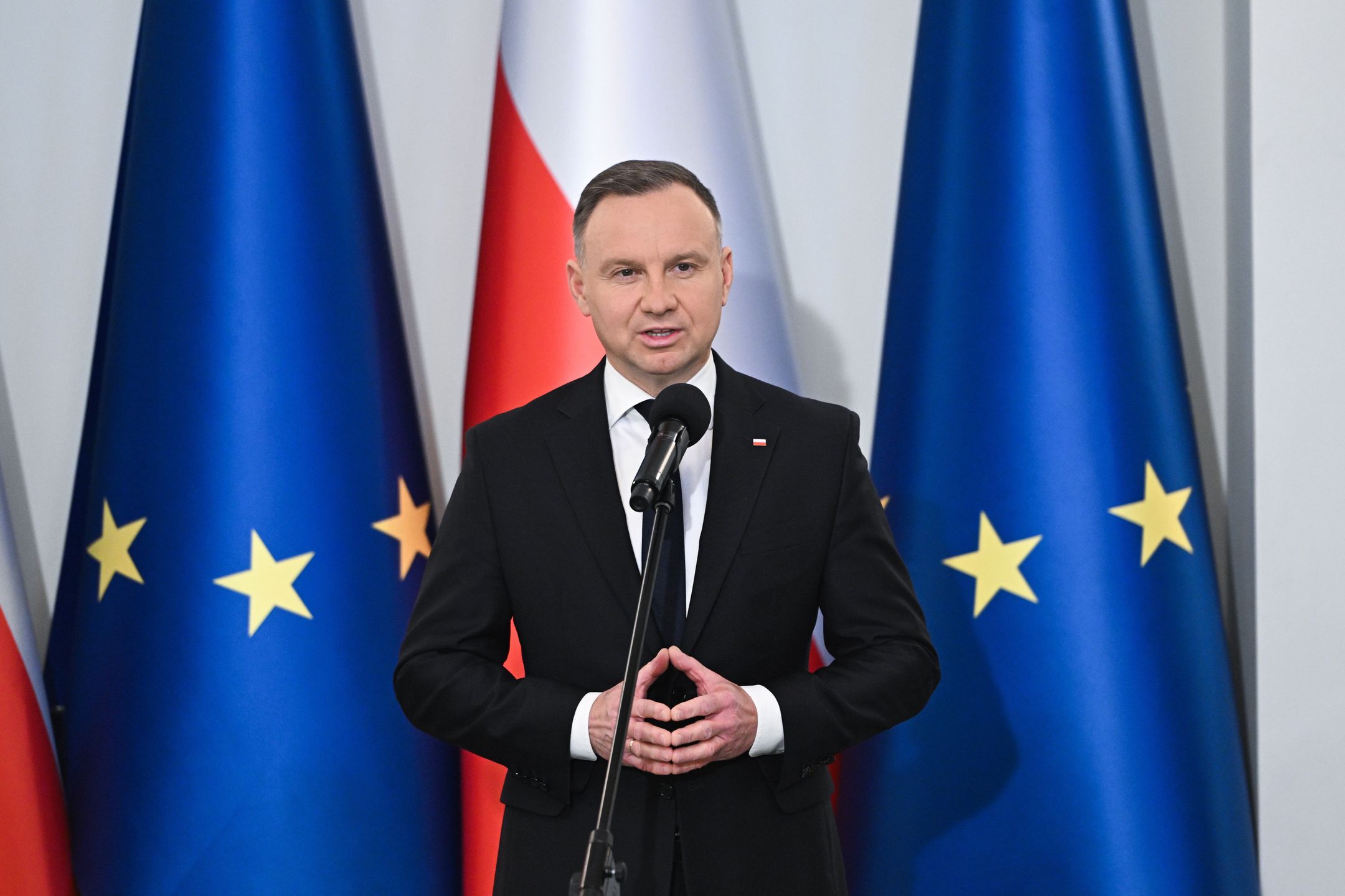 Warszawa, 24.10.2023. Prezydent RP Andrzej Duda przemawia podczas zmiany w kierownictwie Kancelarii Prezydenta RP, 24 bm. w Pałacu Prezydenckim w Warszawie. Marcin Mastalerek zastąpi na stanowisku szefa gabinetu prezydenta Pawła Szrota, który został posłem. (aldg) PAP/Radek Pietruszka