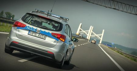 Poseł chce wyższych kar za kierunkowskaz. To nie to samo, co w taryfikatorze