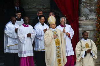 Modlitwa po polsku na inauguracji pontyfikatu Leona XIV. Za ubogich