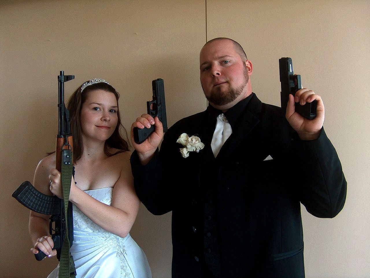 Fotograf przypadkowo zastrzelony przez parę ślubną