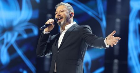 Andrzej Piaseczny w centrum skandalu. Muzyk wydał pilne oświadczenie