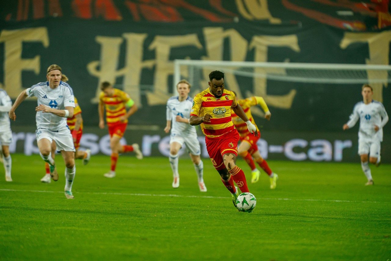 Jagiellonia Białystok może zatrzymać Abramowicza i Pululu. Są tego plusy i minusy