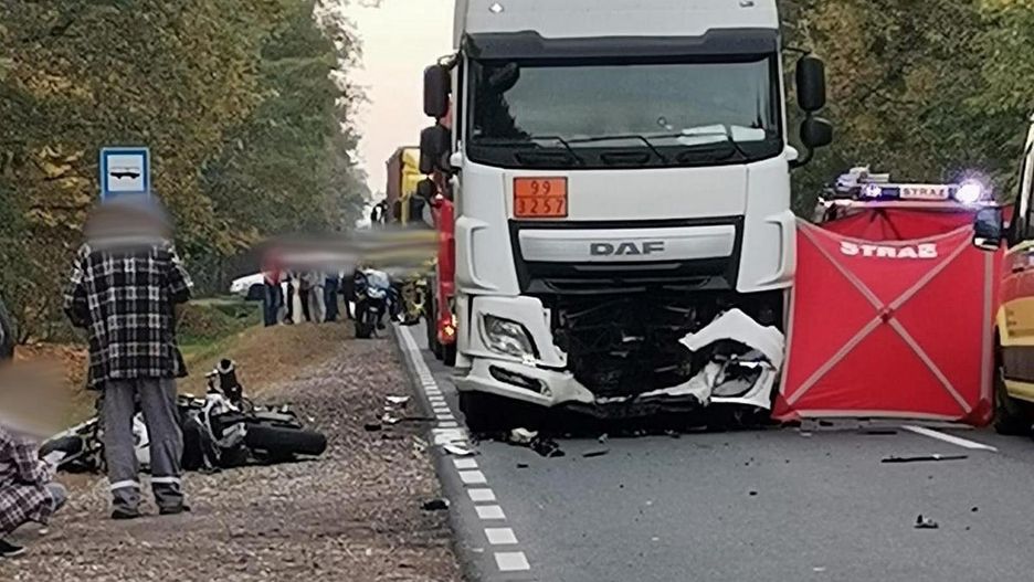 Mazowsze. Zginął 35-letni motocyklista. Zderzył się z ciężarówką