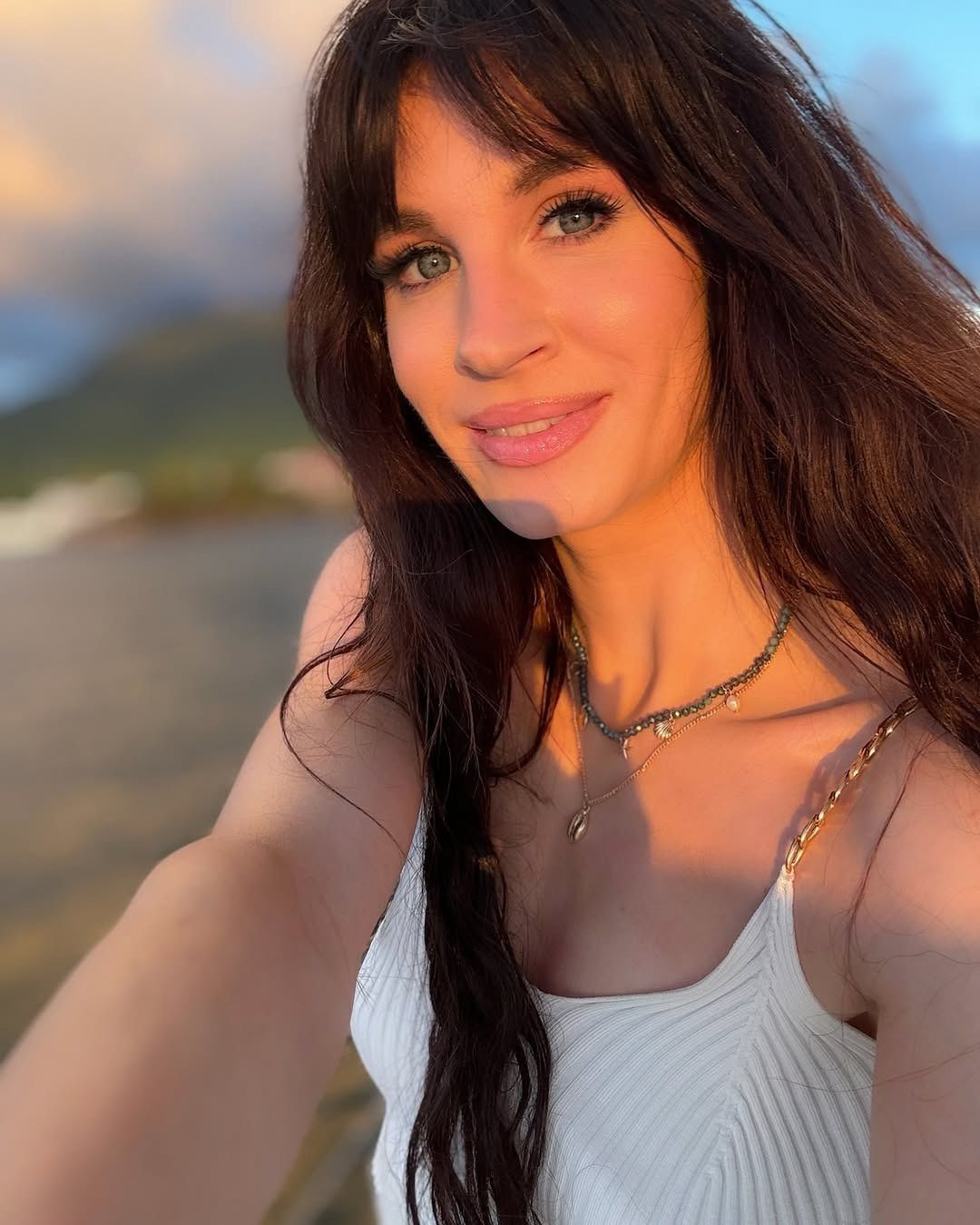 Sylwia Grzeszczak pozdrawia z morskiego rejsu