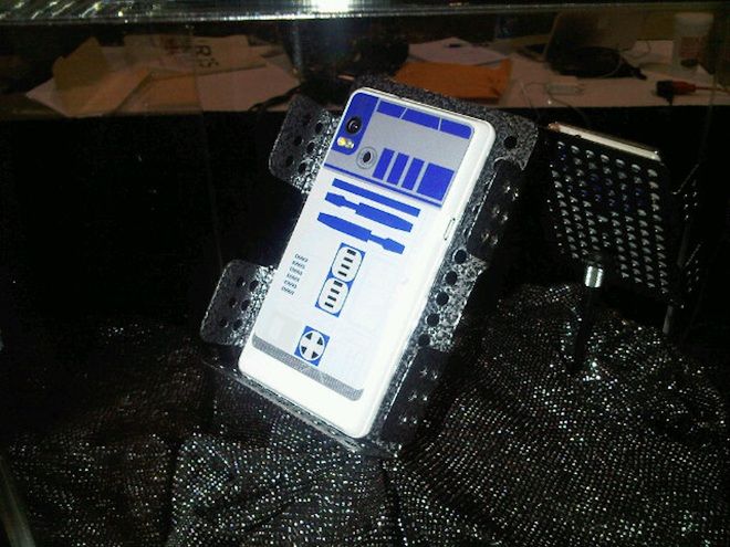 Motorola Droid 2 R2D2 Edition przyłapana na żywo! 2