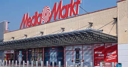 2 000 zł taniej za telewizor OLED. "Studenckie zniżki" w Media Markt