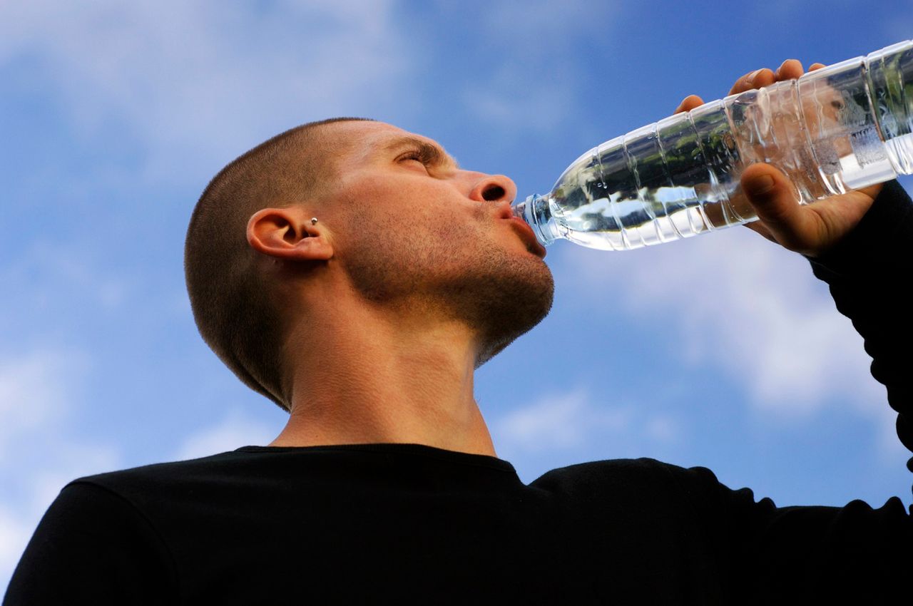 Nie lekceważ. Ciągłe pragnienie może być pierwszym objawem groźnej choroby