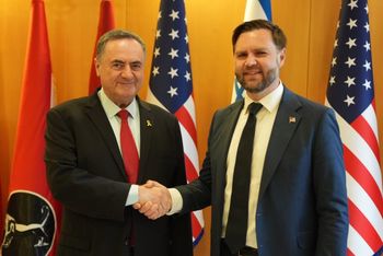 "Cofnąć Iran do epoki kamienia". Szef MON Izraela czeka na zgodę USA