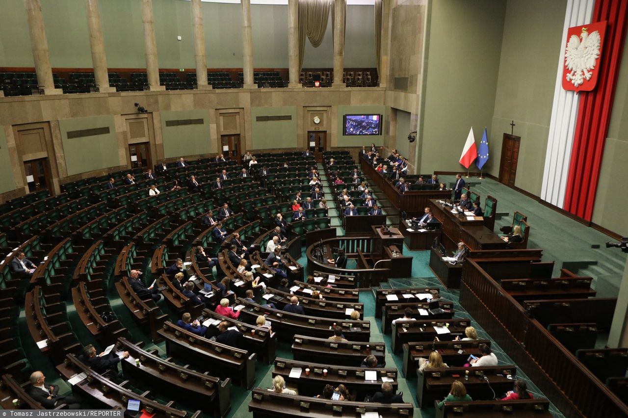 Sejm planuje przyszłe wydatki. Media dotarły do projektu budżetu na 2021 rok
